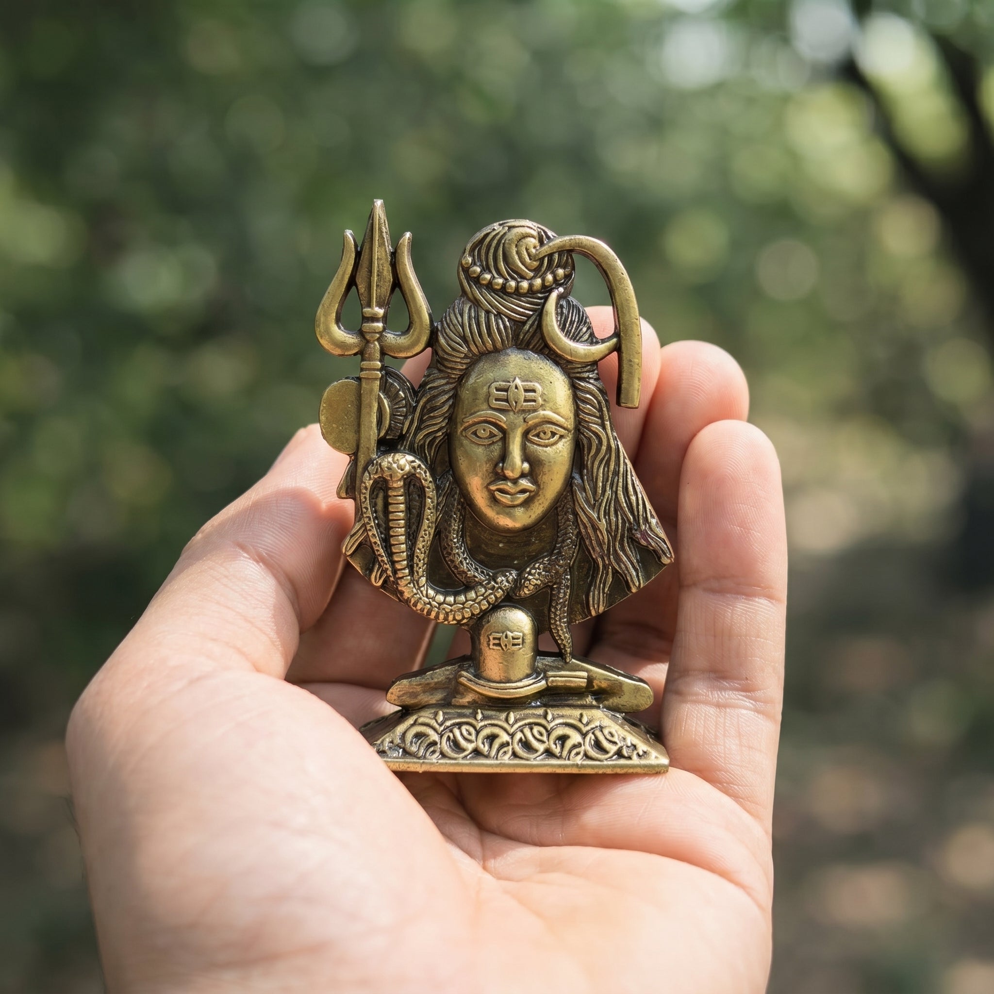 ✨ Mahadev Divine Aura Dashboard Murti ✨