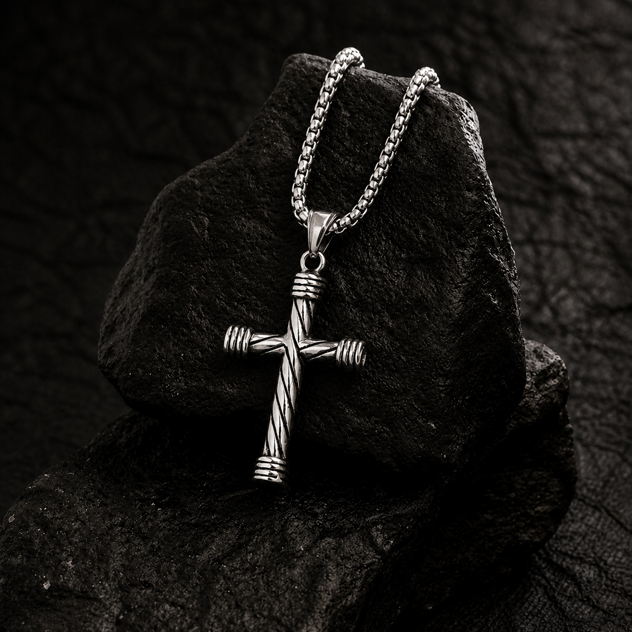 ✝️ Eternal Cross Pendant Necklace