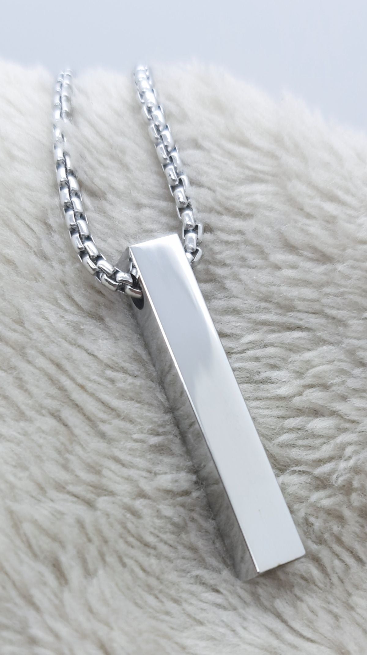 🖤 Shadow Line Bar Pendant Necklace