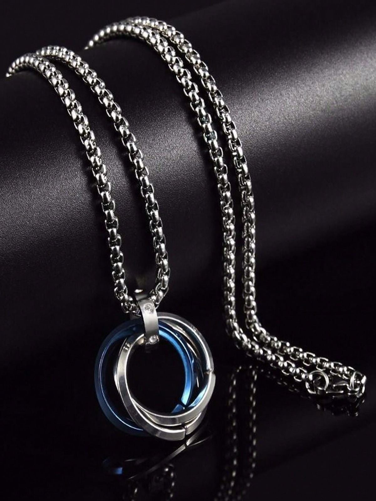 ✨ Dual Ring Couple Pendant Necklace