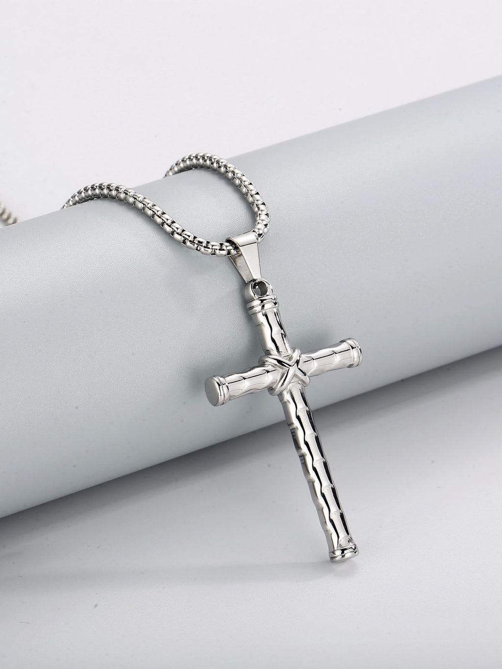 ✝️ Eternal Cross Pendant Necklace