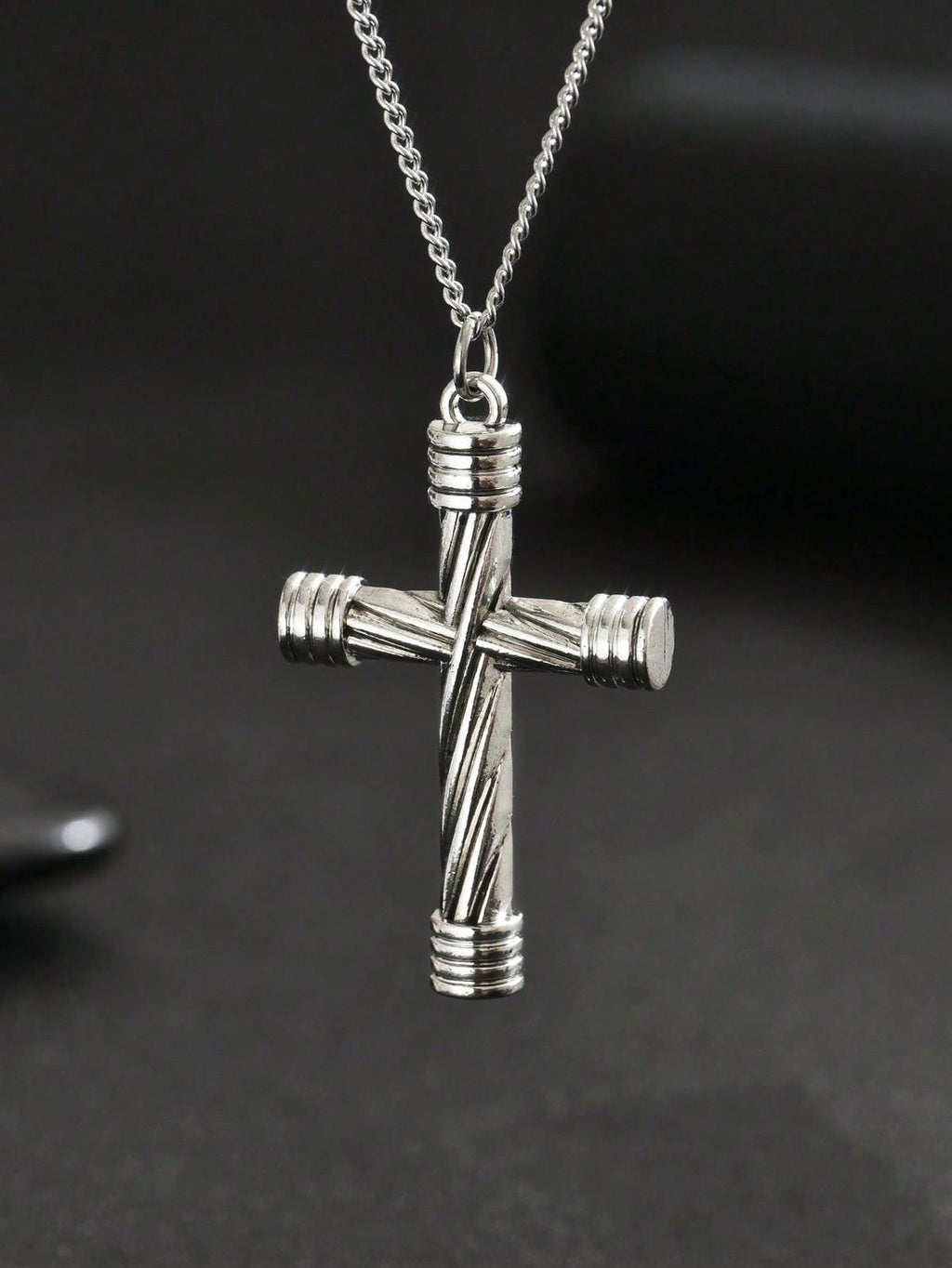 ✝️ Eternal Cross Pendant Necklace